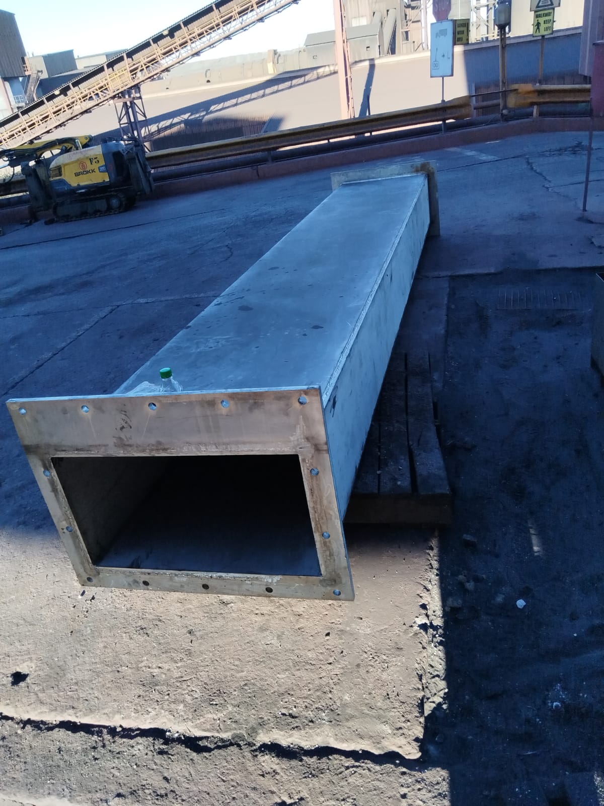 20 mm × 5.5 m 304 stainless-steel feed chute