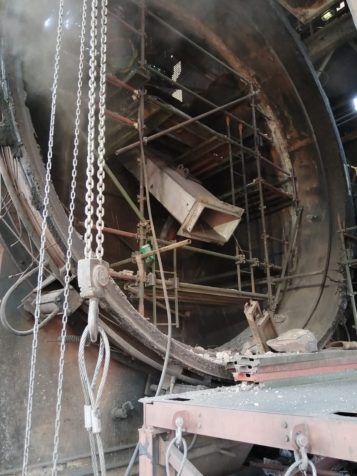 304 stainless-steel feed chute fabrication and installation